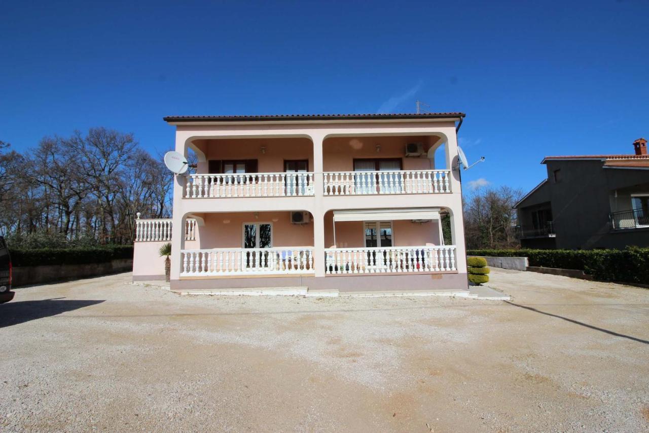 Apartamento Koraca B4 Kirmenjak Exterior foto