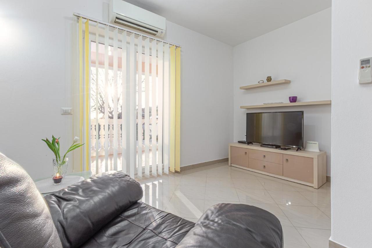 Apartamento Koraca B4 Kirmenjak Exterior foto